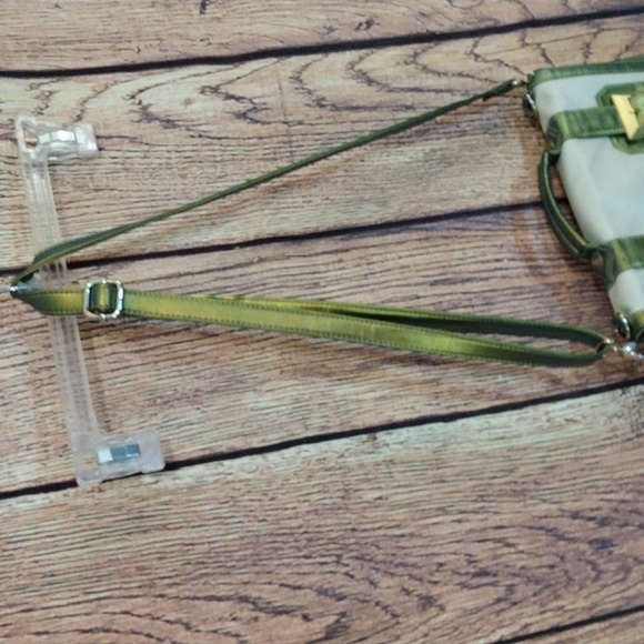 GUNAS Vegan Leather Cream and Iridescent Green Trim - Picture 2 of 16